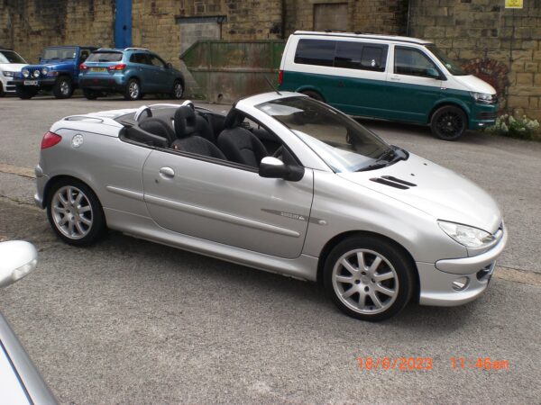 Peugeot 206 CC Quicksilver - Image 12