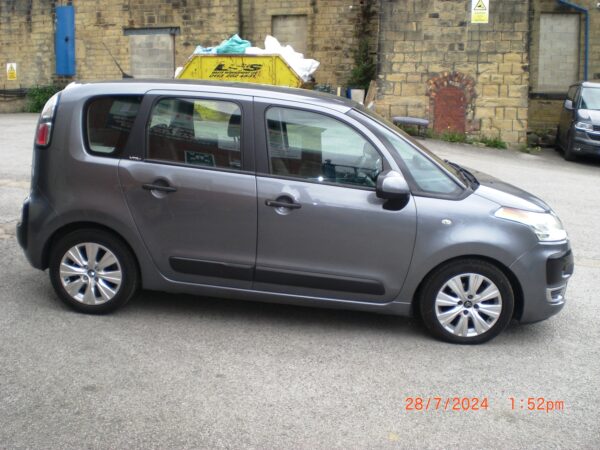 Citroen Picasso VTR+HDI - Image 8