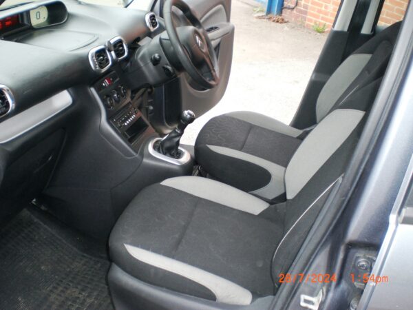 Citroen Picasso VTR+HDI - Image 15